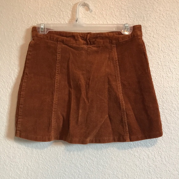 Brandy Melville corduroy skirt - Picture 2 of 2
